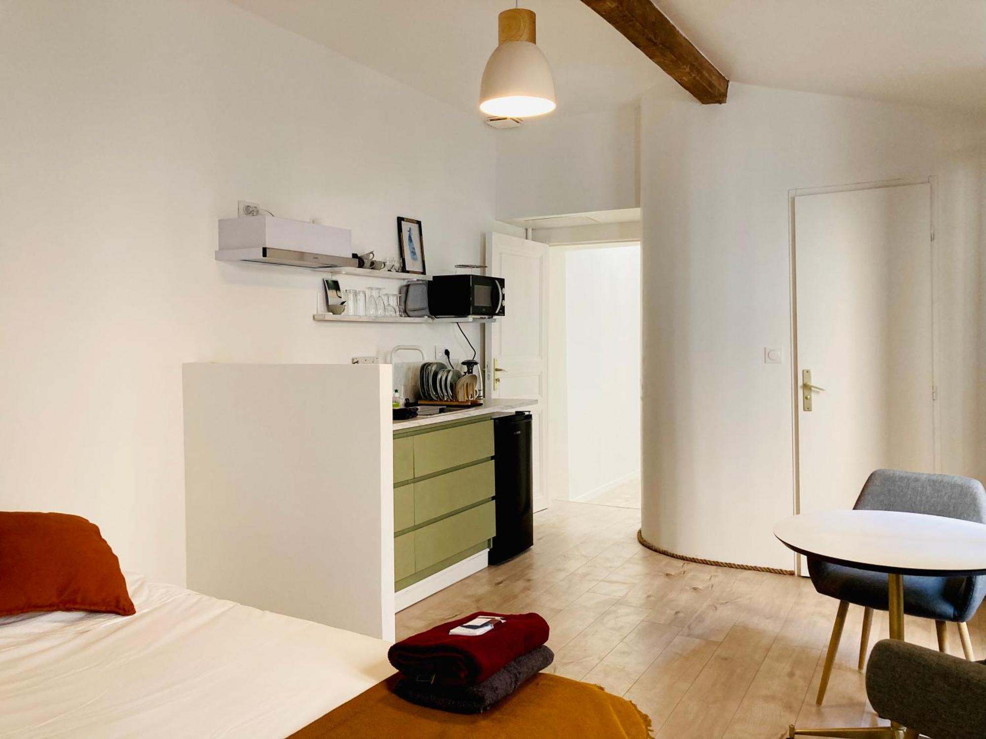 Serene Sixteen - Valence Centre Ville Экстерьер фото